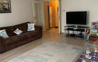 ACIBADEM GÜVENLİKLİ SİTE İÇİNDE MERKEZİ LOKASYONDA SATILIK 3+1 ARA KAT DAİRE