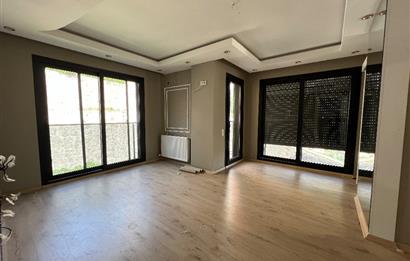 Bornova Atatürk Mahallesinde Şömineli, Jakuzili, 5+2 Villa