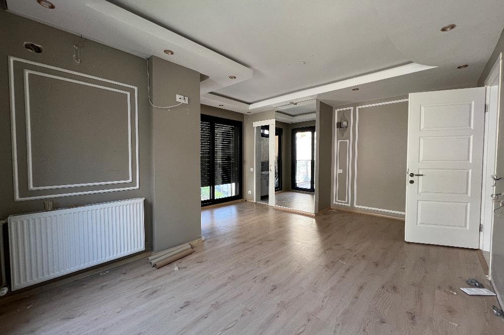 Bornova Atatürk Mahallesinde Şömineli, Jakuzili, 5+2 Villa