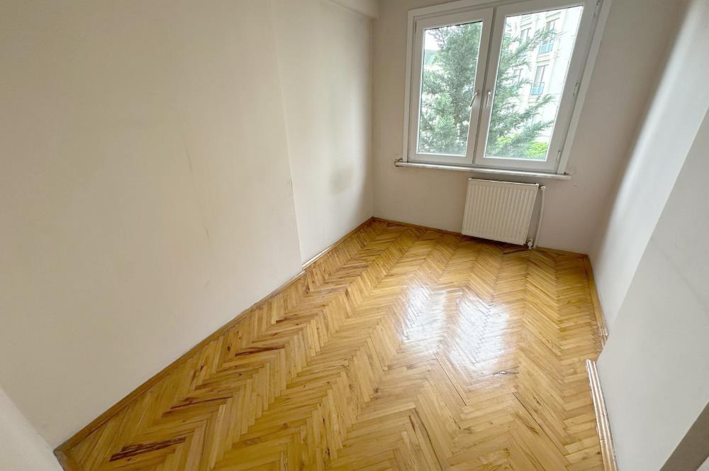 ÇEKMEKÖY MERKEZ MAH. SATILIK 90 M2 3 + 1 DAİRE