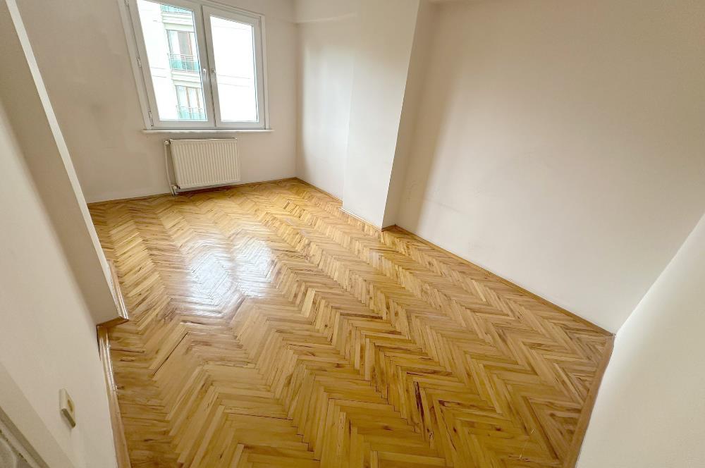 ÇEKMEKÖY MERKEZ MAH. SATILIK 90 M2 3 + 1 DAİRE