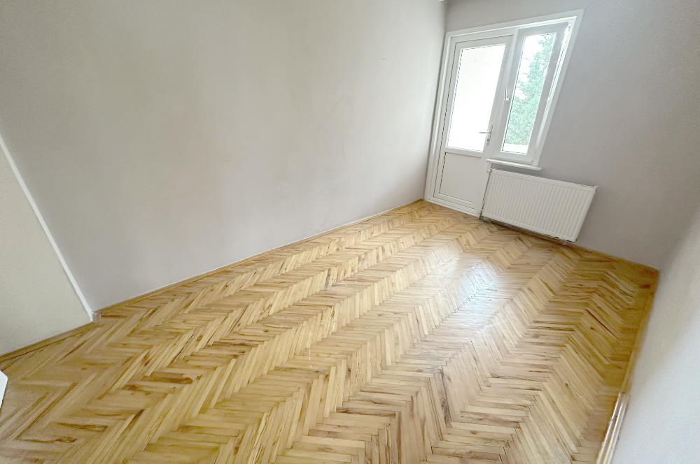 ÇEKMEKÖY MERKEZ MAH. SATILIK 90 M2 3 + 1 DAİRE