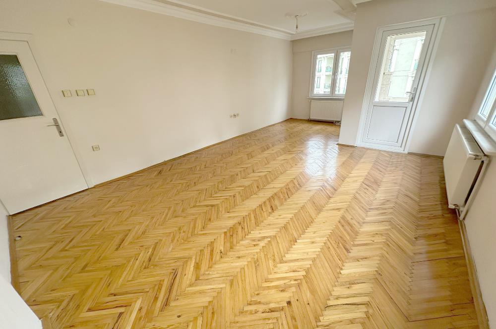 ÇEKMEKÖY MERKEZ MAH. SATILIK 90 M2 3 + 1 DAİRE