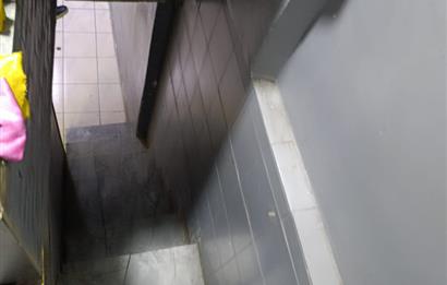 FATİH KARAGÜMRÜKTE SATILIK DEPOLU DÜKKAN ​