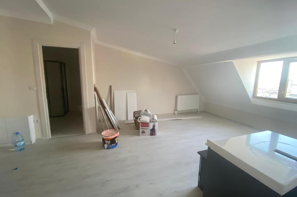 MALTEPE BAĞLARBAŞINDA SATILIK 3+1 DENİZ MANZARALI ÜST DUBLEX