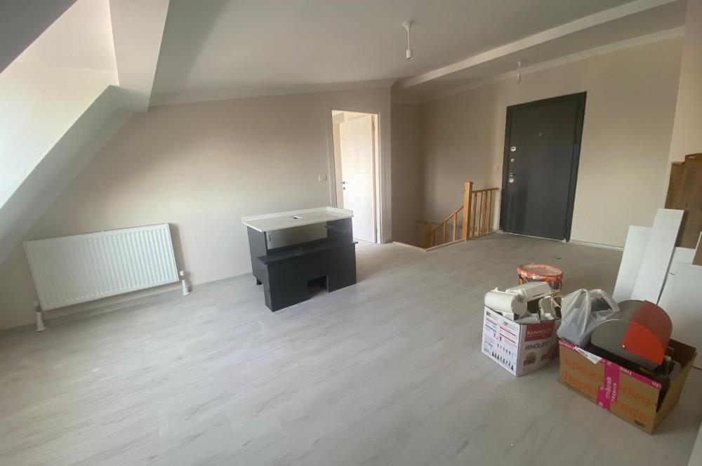 MALTEPE BAĞLARBAŞINDA SATILIK 3+1 DENİZ MANZARALI ÜST DUBLEX