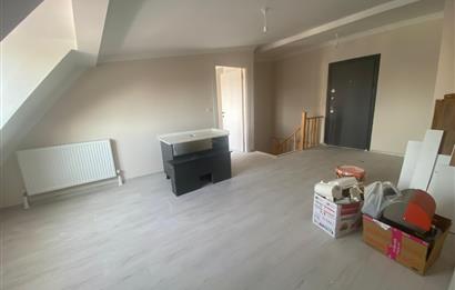 MALTEPE BAĞLARBAŞINDA SATILIK 3+1 DENİZ MANZARALI ÜST DUBLEX