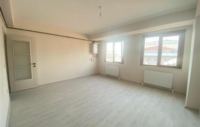 MALTEPE BAĞLARBAŞINDA SATILIK 3+1 DENİZ MANZARALI ÜST DUBLEX
