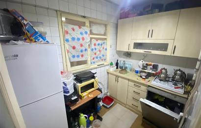FATİH KARAGÜMRÜKTE SATILIK GENİŞ 2+1 DAİRE