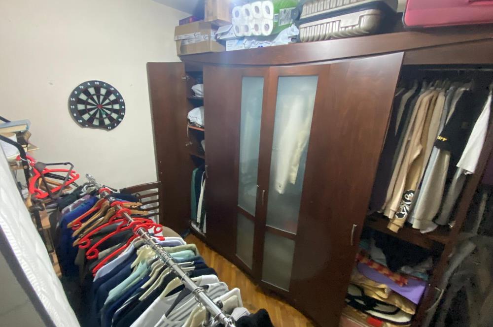 FATİH KARAGÜMRÜKTE SATILIK GENİŞ 2+1 DAİRE