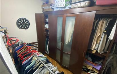 FATİH KARAGÜMRÜKTE SATILIK GENİŞ 2+1 DAİRE