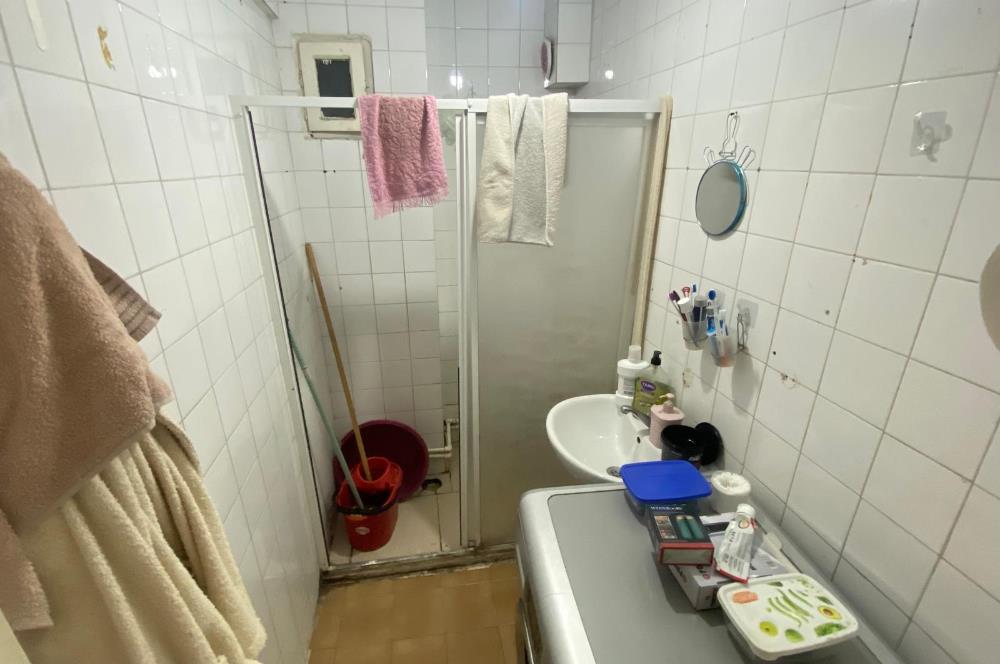 FATİH KARAGÜMRÜKTE SATILIK GENİŞ 2+1 DAİRE