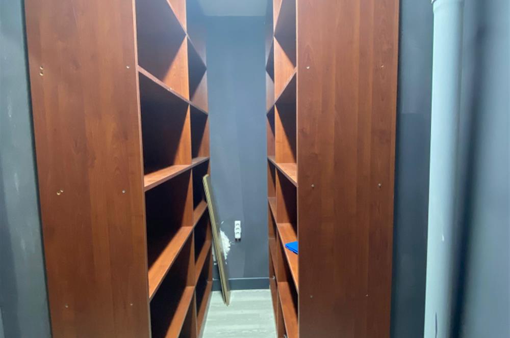 Ataşehir Yenişehir mahallesi kiralık full yapılı ofis büro
