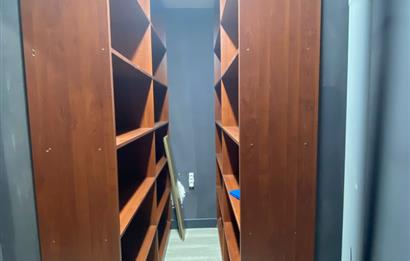 Ataşehir Yenişehir mahallesi kiralık full yapılı ofis büro