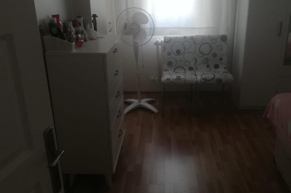 Ataşehir İnönü Mah. Özlem Sitesinde Satılık 2+1 Yatırımlık Daire