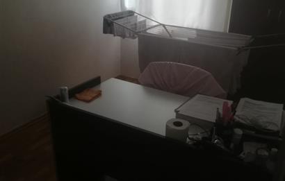Ataşehir İnönü Mah. Özlem Sitesinde Satılık 2+1 Yatırımlık Daire