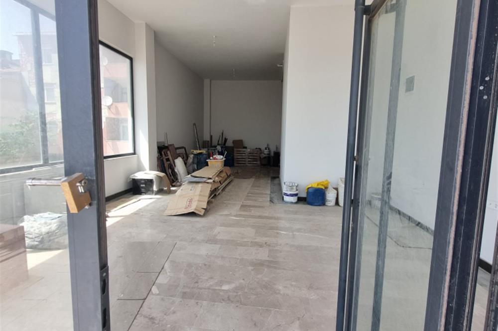 Cadde Üzerinde Kiralık: Dükkan Kurumsal Firmalara Özel