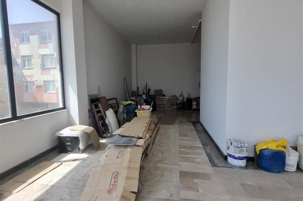 Cadde Üzerinde Kiralık: Dükkan Kurumsal Firmalara Özel