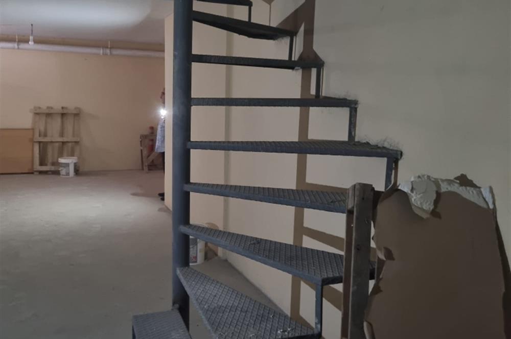 Cadde Üzerinde Kiralık: Dükkan Kurumsal Firmalara Özel