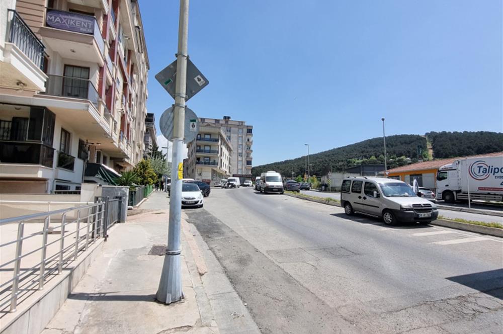 Kurumsal Firmalara Özel Kiralık Dükkan: 70m² Cadde Üzeri