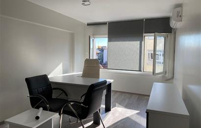 Şişli Osmanbey Metro Çıkışında, Cadde Cepheli, Yenilenmiş Ofis