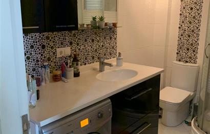 ACIBADEM GÜVENLİKLİ SİTE İÇİNDE MERKEZİ LOKASYONDA SATILIK 3+1 ARA KAT DAİRE