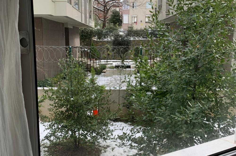 ACIBADEM GÜVENLİKLİ SİTE İÇİNDE MERKEZİ LOKASYONDA SATILIK 3+1 ARA KAT DAİRE