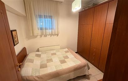 Güller Vadisi'nde Köşe Konumda Şerefiyeli Geniş Bahçeli Villa