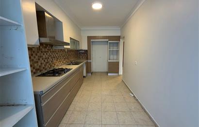 ATAŞEHİR GARDENYA-2 SİTESİNDE 3+1 SATILIK BAHÇE KATI