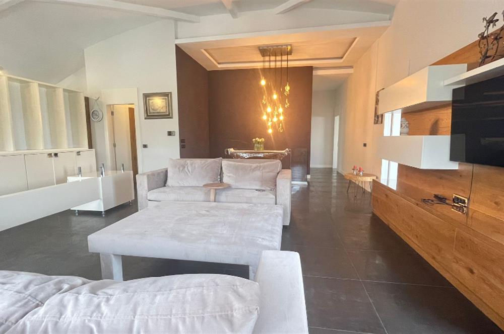 C21 LOFT TAN Çamlıkta cadde üzerinde 3+1 Kiralık lüks çatı katı