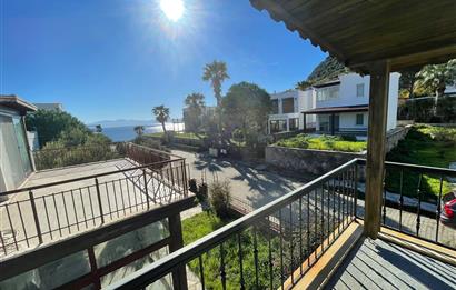 BODRUM AKYARLARDA PLAJLI SİTE İÇERİSİNDE  KİRALIK DAİRE