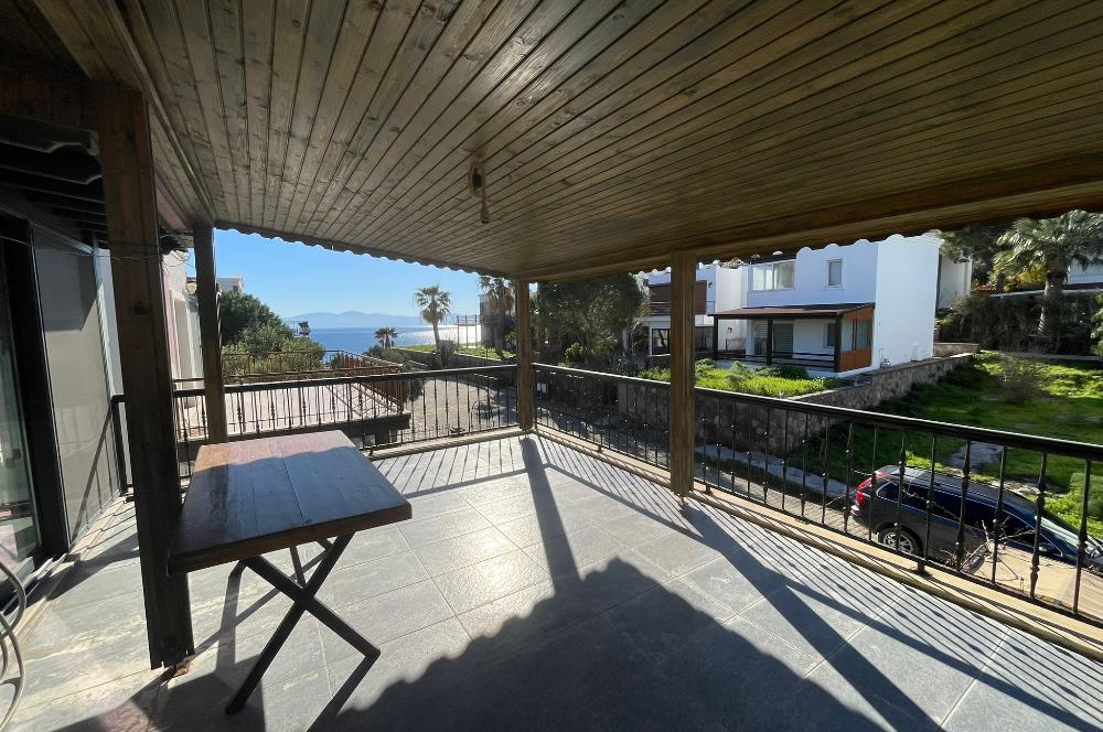 BODRUM AKYARLARDA PLAJLI SİTE İÇERİSİNDE  KİRALIK DAİRE