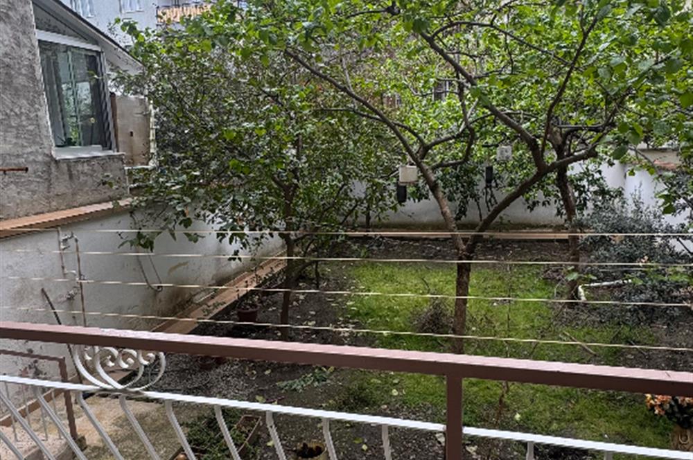 Cumhuriyet mahallesinde geniş cadde üzerinde kiralık daire