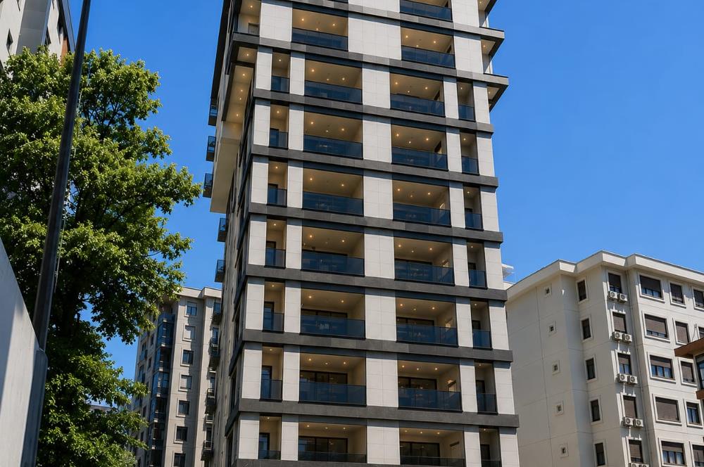 ARKIN DURUR'DAN SUADİYE AYŞEÇAVUŞ ÜZERİ 45m2 SIFIR DÜKKAN