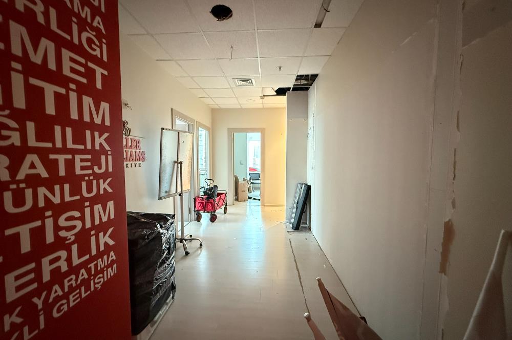 Maslak Kiralık Ofis 500m2 Polaris Plaza