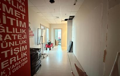 Maslak Kiralık Ofis 500m2 Polaris Plaza
