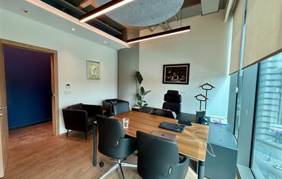 Vadistanbul Kiralık Ofis 450m2 +36m2 Teraslı Dekorasyonlu Maslak