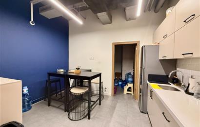 Vadistanbul Kiralık Ofis 450m2 +36m2 Teraslı Dekorasyonlu Maslak