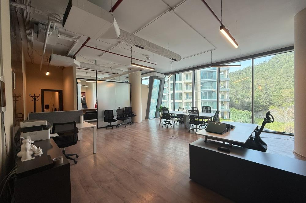 Vadi Koru Kiralık Ofis 110m2 Dekorasyonlu Mobilyalı Vadistanbul