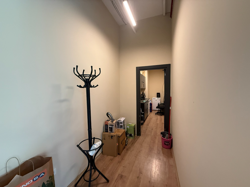 Vadi Koru Kiralık Ofis 110m2 Dekorasyonlu Mobilyalı Vadistanbul