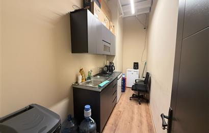 Vadi Koru Kiralık Ofis 110m2 Dekorasyonlu Mobilyalı Vadistanbul