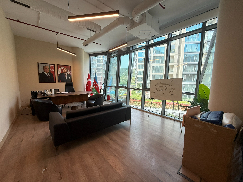Vadi Koru Kiralık Ofis 110m2 Dekorasyonlu Mobilyalı Vadistanbul