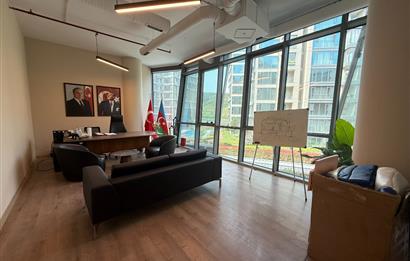 Vadi Koru Kiralık Ofis 110m2 Dekorasyonlu Mobilyalı Vadistanbul