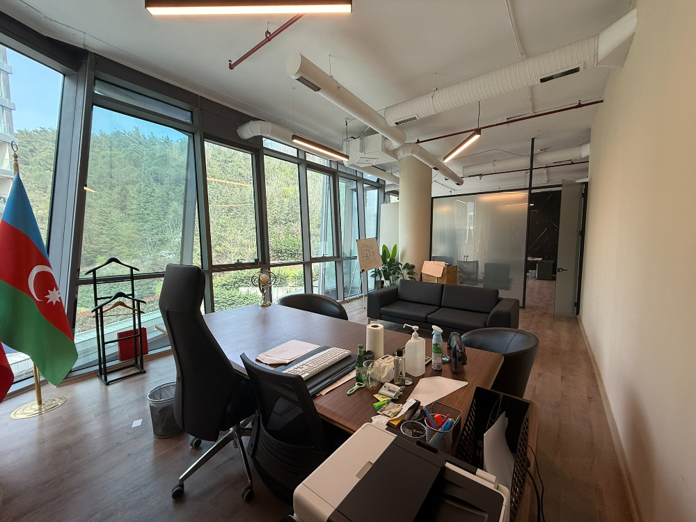 Vadi Koru Kiralık Ofis 110m2 Dekorasyonlu Mobilyalı Vadistanbul