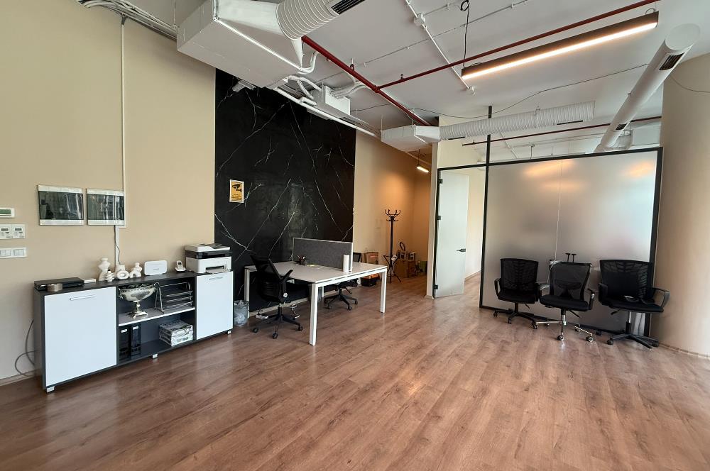 Vadi Koru Kiralık Ofis 110m2 Dekorasyonlu Mobilyalı Vadistanbul