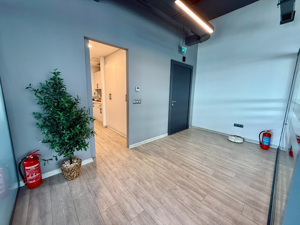 Skyland Kiralık ofis KDVli 225 m² Mobilyalı Teraslı Ofis