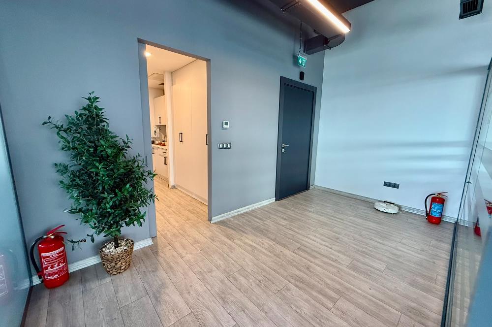 Skyland Kiralık ofis KDVli 225 m² Mobilyalı Teraslı Ofis