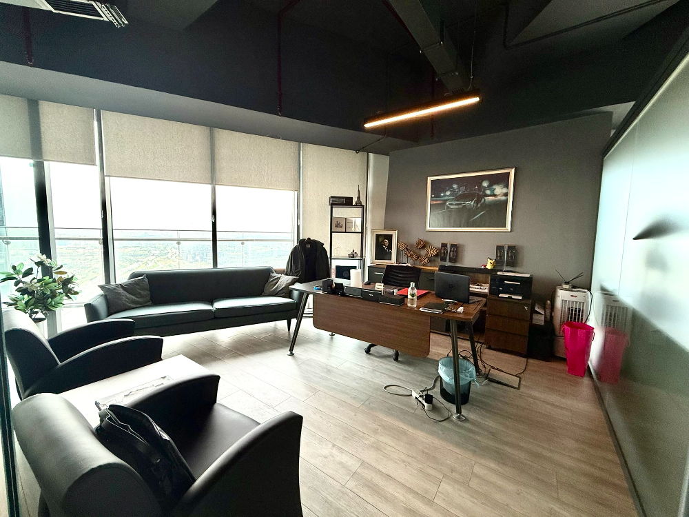 Skyland Kiralık ofis KDVli 225 m² Mobilyalı Teraslı Ofis
