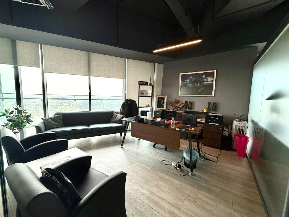 Skyland Kiralık ofis KDVli 225 m² Mobilyalı Teraslı Ofis