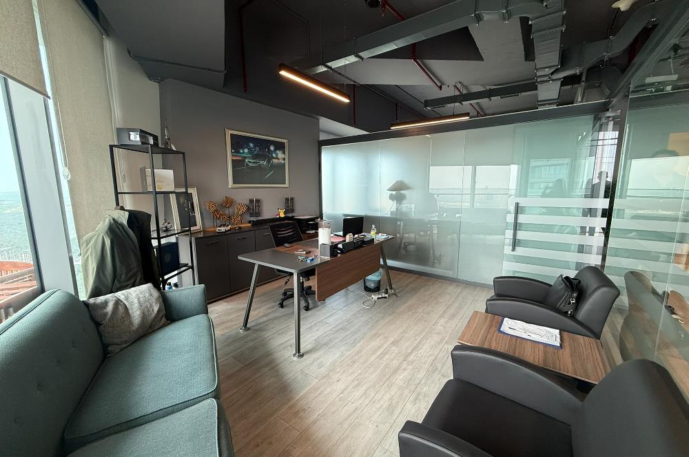 Skyland Kiralık ofis KDVli 225 m² Mobilyalı Teraslı Ofis